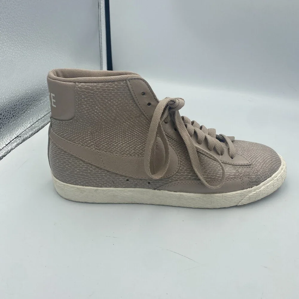 Nike Blazer Mid 685225-100 Womens 8 Shoe Beige Leather Snakeskin Premium Sneaker